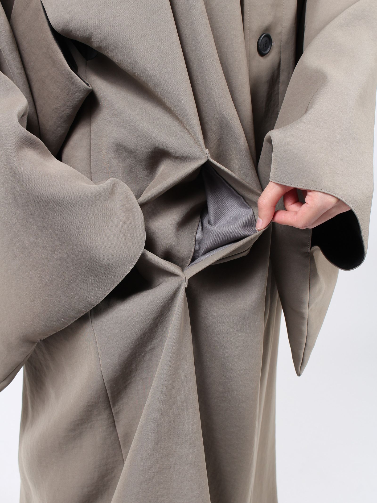 SOSHIOTSUKI - 【24SS】マクシタ コート / MAKUSHITA COAT