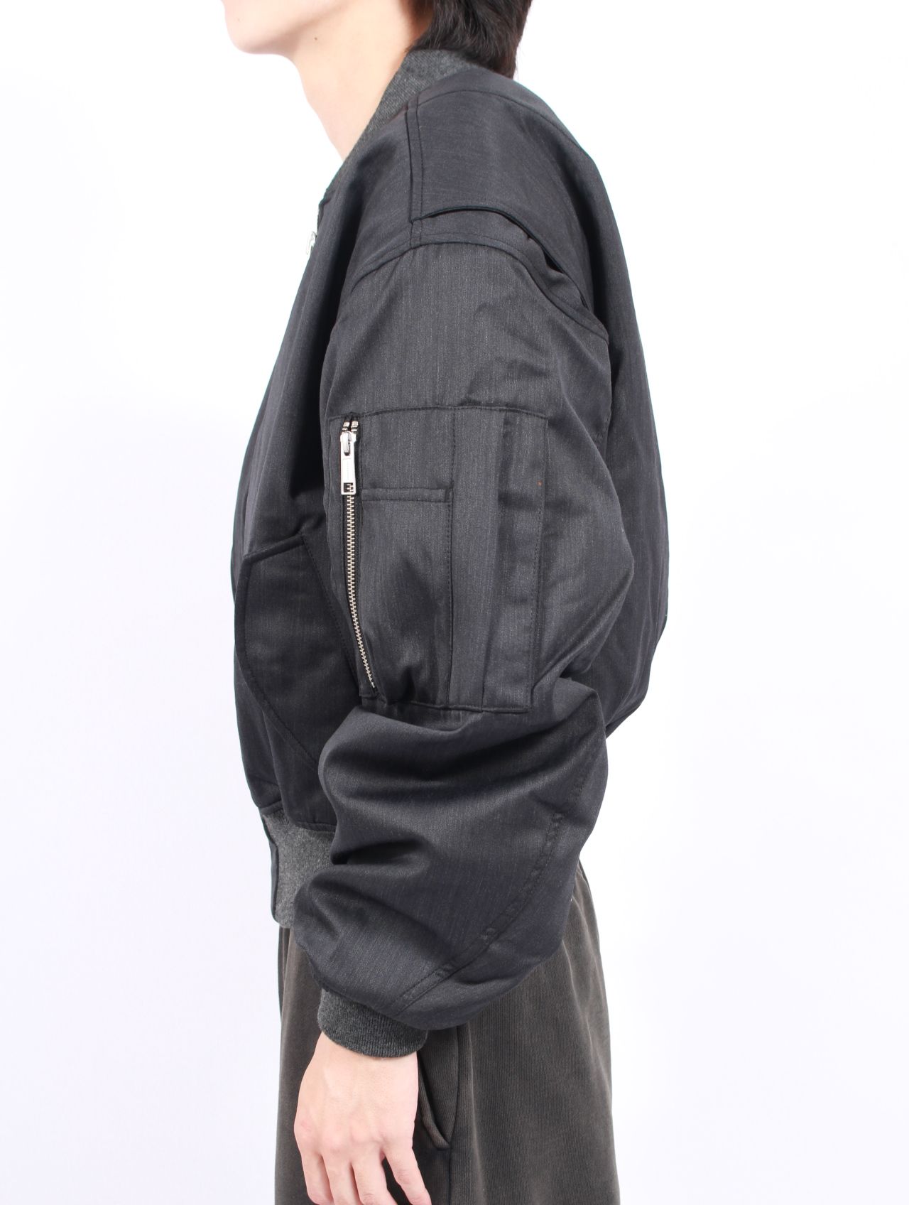 【25AW】クロップド ボンバージャケット / CROPPED BROAD BOMBER / SUITING GREY(ダークグレー)