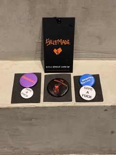 メッセージ ピンバッジ / SET PIN MULCH COLOR / マルチカラー