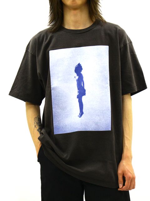 【26SS】ティム・バーバー フォトグラフ ボーイ Tシャツ オニータ / Tim Barber Photograph BOY T-SHIRT ONIETA / ブラック