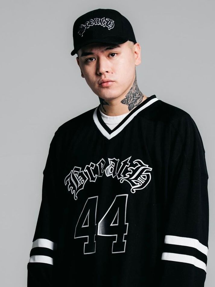 【× MITCHELL & NESS】 スナップバック キャップ / SNAPBACK / ブラック