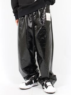 【24AW】フェイク エナメル ワイド トラウザーパンツ / FAKE ENAMEL WIDE PANT / ブラック