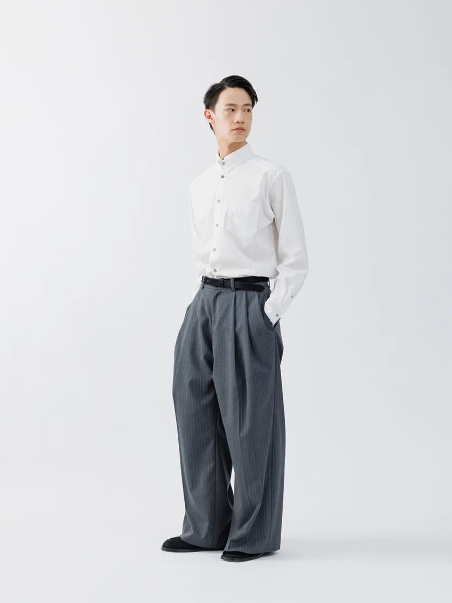【26AW】 レギュラー フィット タブカラー シャツ ストライプ シャツ / REGULAR FIT TAB COLLAR SHIRT / ホワイト