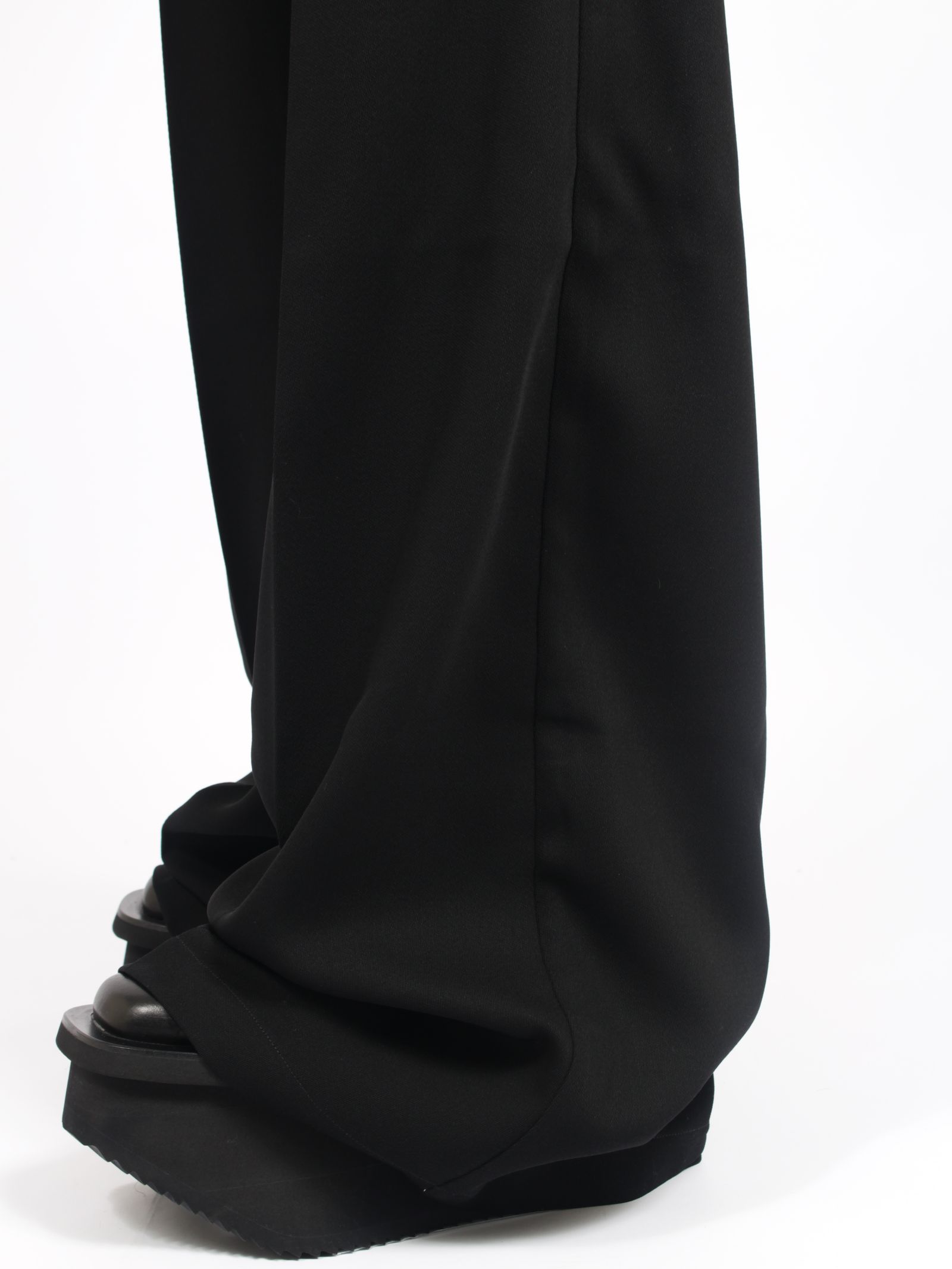 【26AW】ワイド ベラパンツ ウール素材 スラックス / WIDE BELA PANTS / ブラック