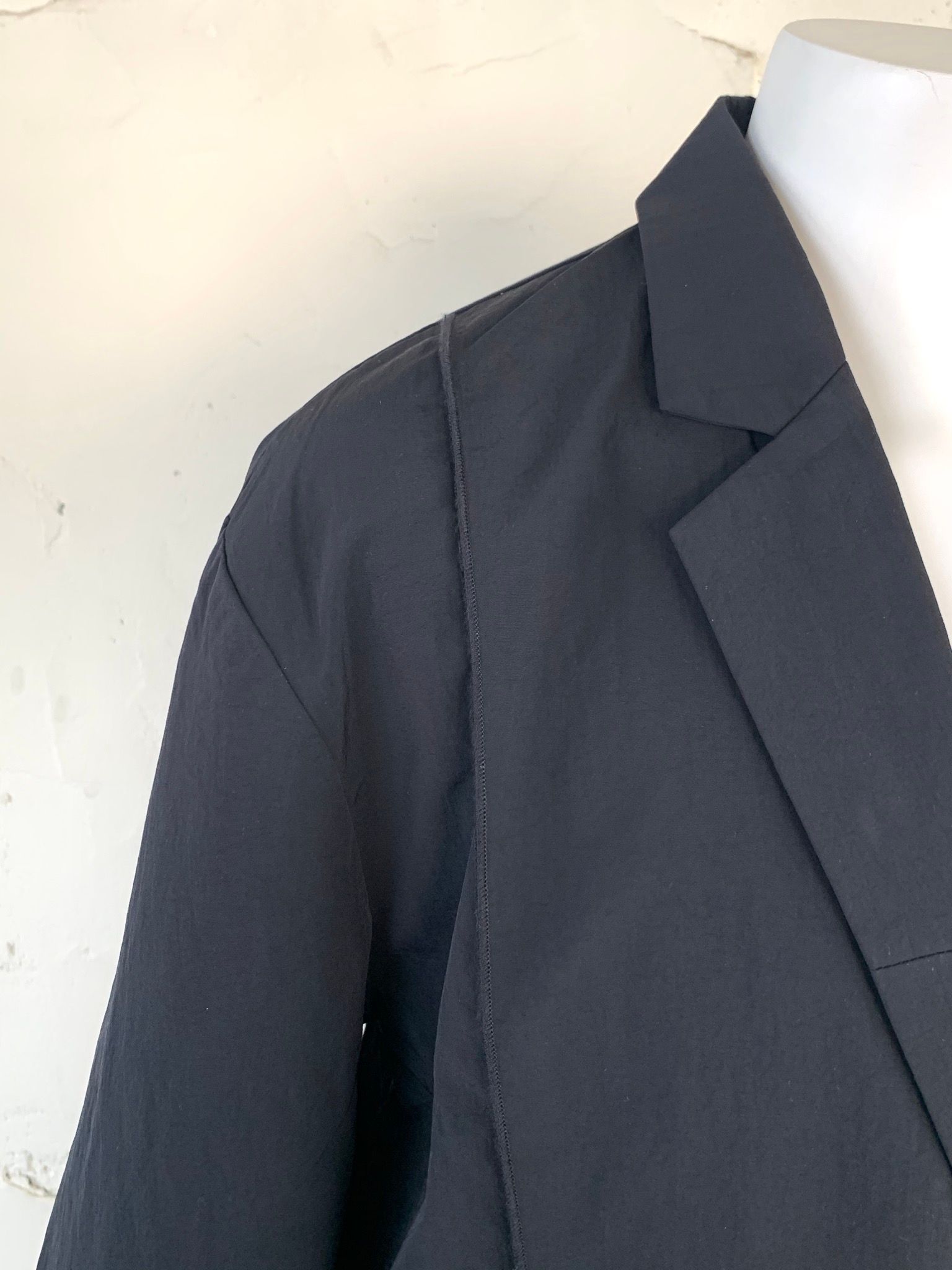 パネルロゴ ナイロンジャケット / WOVEN RHOMBUS BADGE BLAZER / ブラック × シルバー