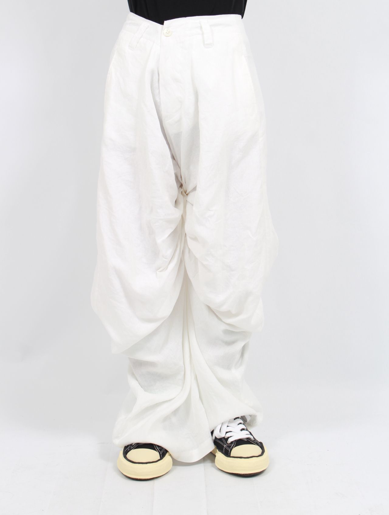 【25SS】ドレープド リネン パンツ / DRAPED LINEN PANTS / ホワイト