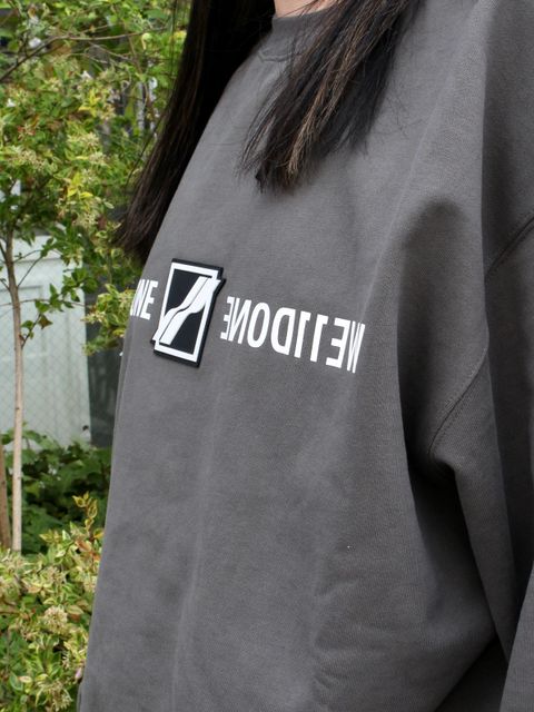 濃淡を意識した秋冬カジュアルスタイル