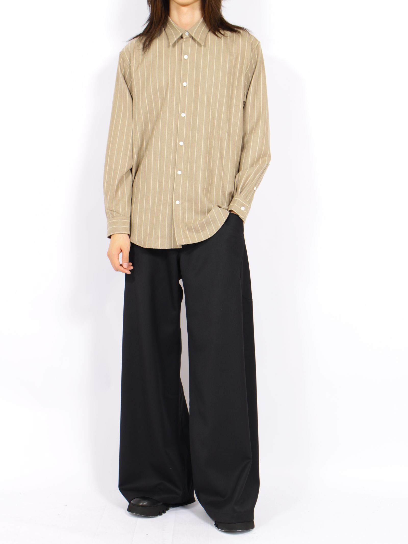 【26AW】 ウール ストライプ シャツ / WOOL STRIPED SHIRT / ベージュ
