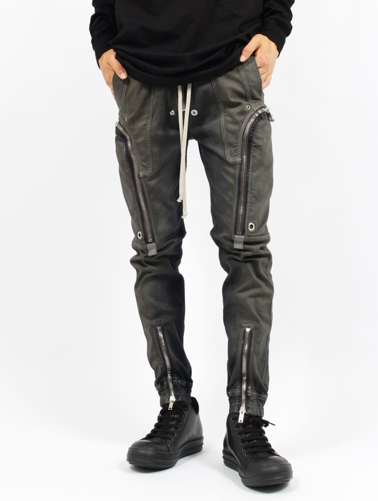 リックオウエンス　バウハウスカーゴ　L RICK OWENS - 【25AW】バウハウス カーゴパンツ / BAUHAUS CARGO