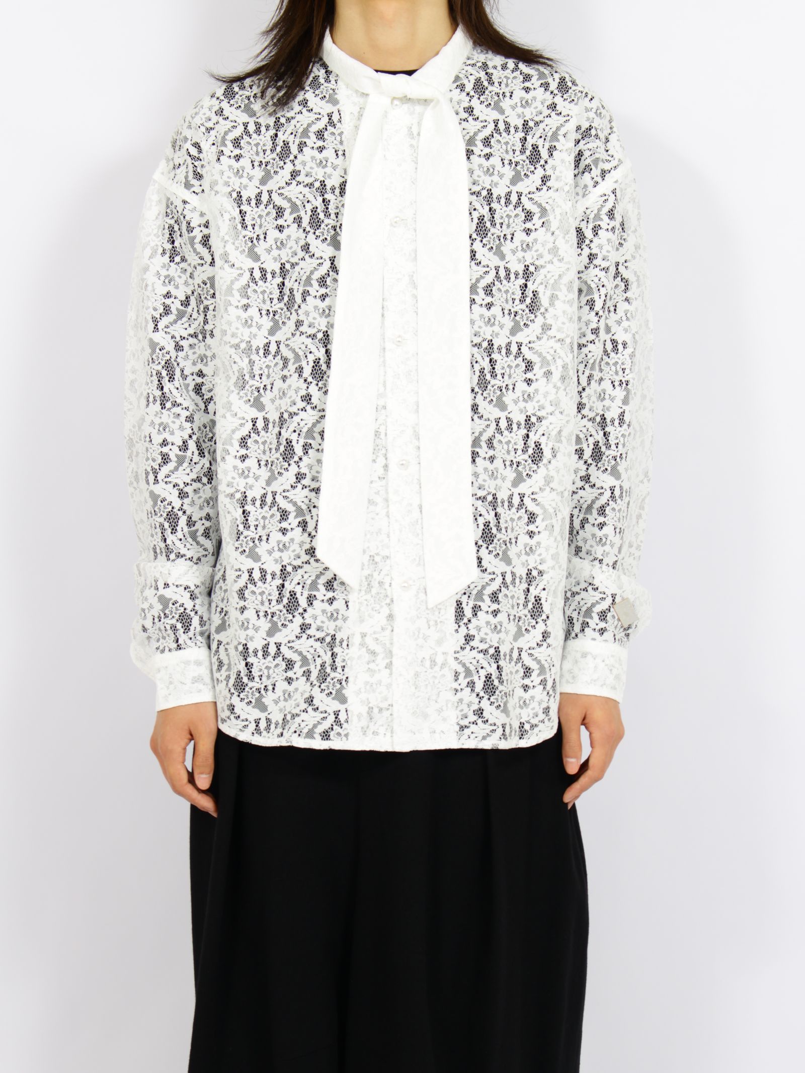 【26AW】フラワーレース ボウタイ シャツ 花柄レース 長袖シャツ / FLOWER LACE BOW TIE SHIRT / ホワイト