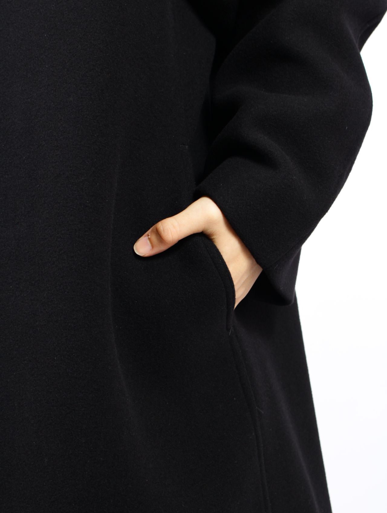 【25AW】ドラキュラカラー コート / DRACUCOLLAR COAT / ブラック