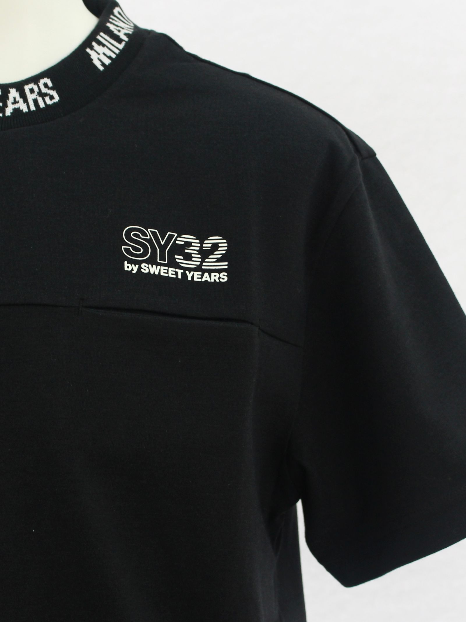 SY32 by SWEET YEARS - ネックロゴ ポケットTシャツ / EXCHANGE POCKET 