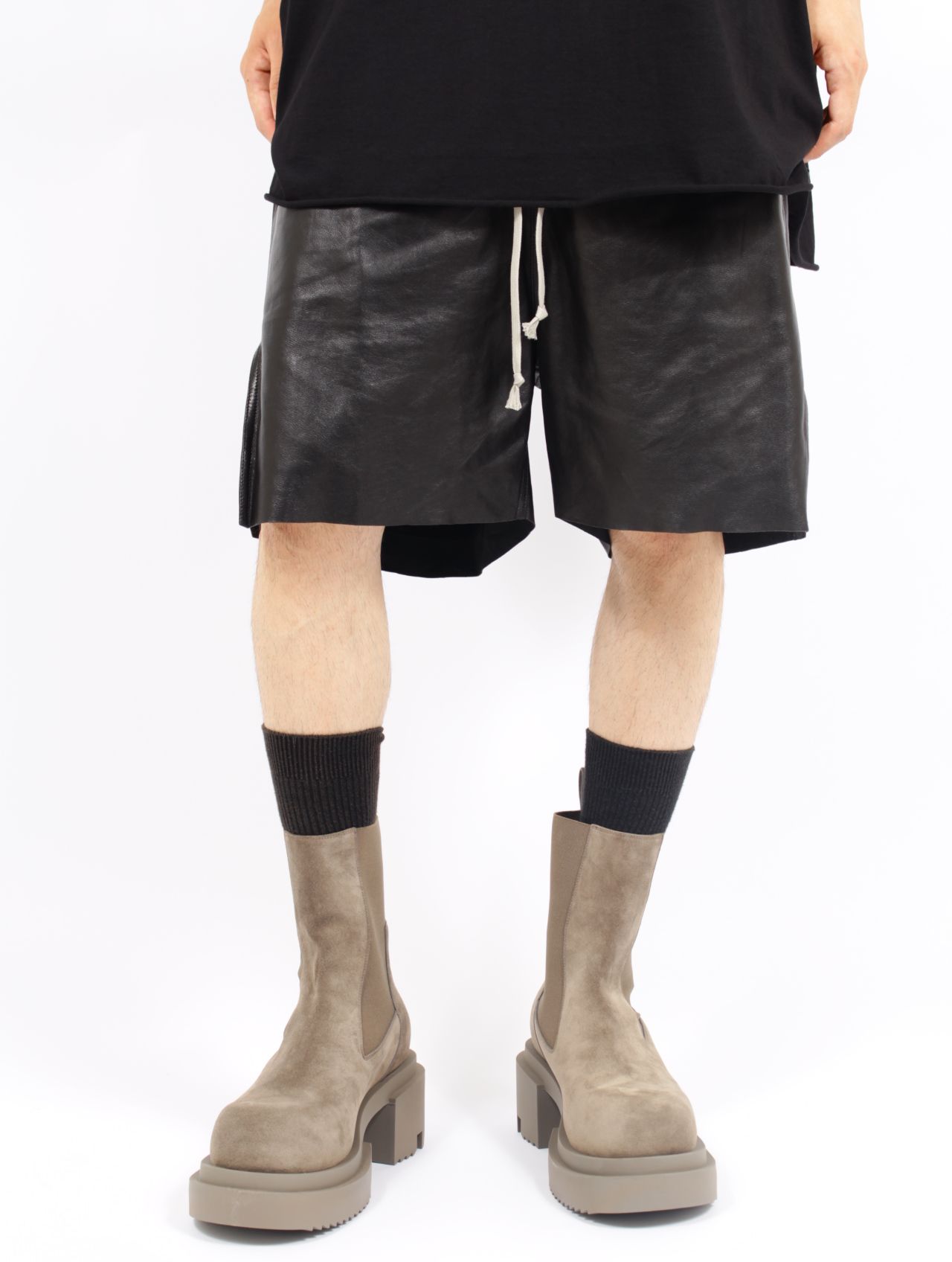 RICK OWENS - 【25AW】ボクサーズ ラムレザー ショートパンツ