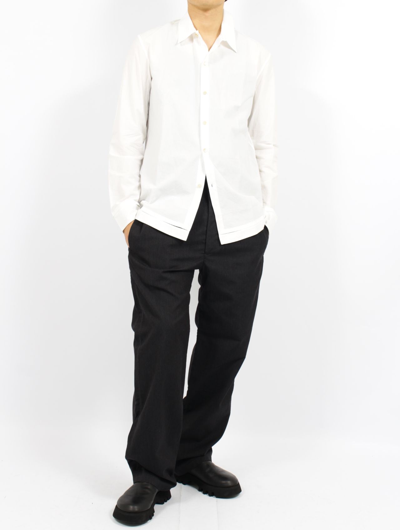 【25SS】ハンドステッチ ヘム ボンバー リラックス フィット シャツ / HAND-STITCHED HEM BORDER  RELAXED FIT SHIRT / ホワイト