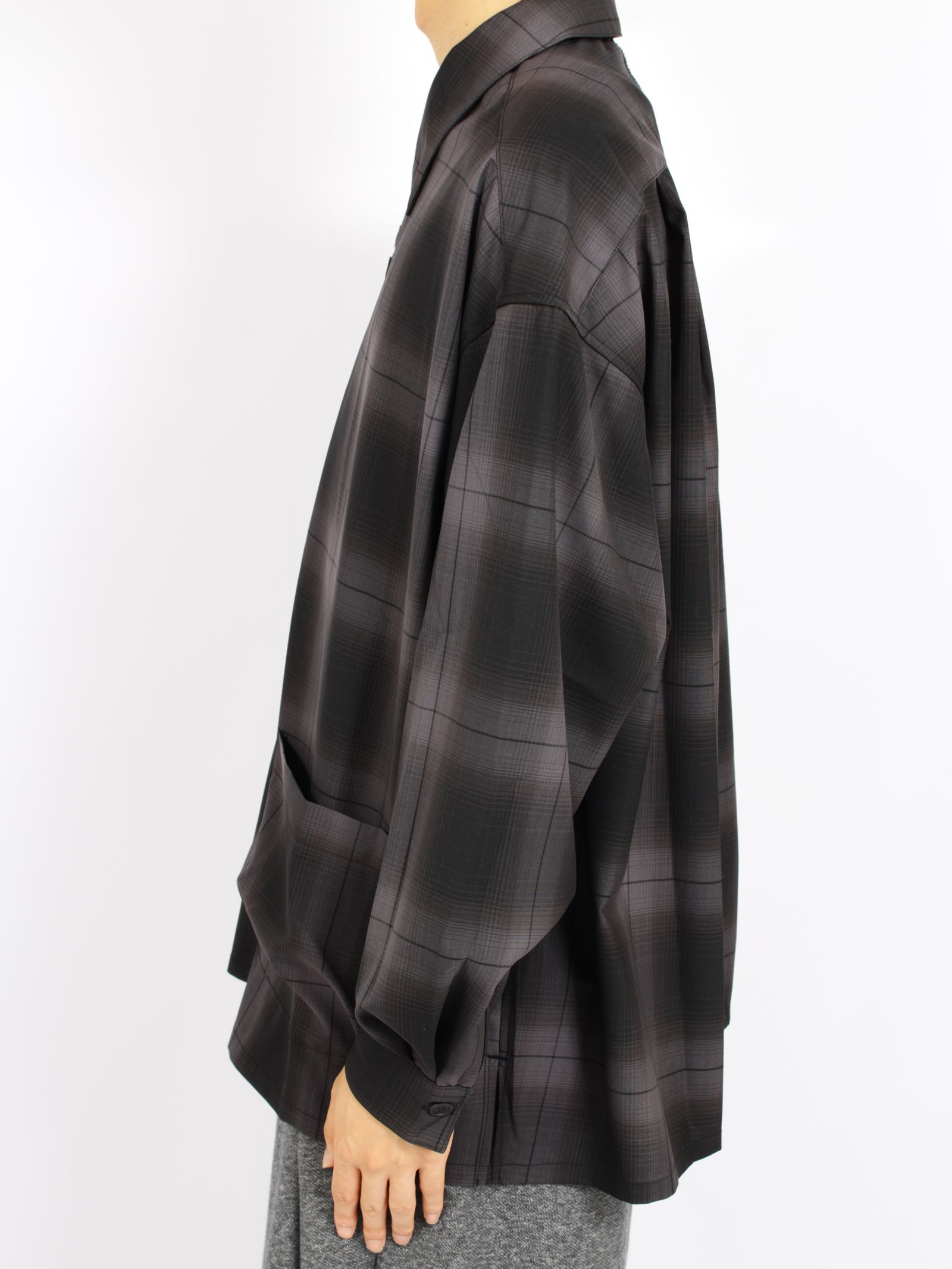 【26AW】ルーミー シャツ 長袖 チャック柄 シャツ / ROOMY SHIRT / ブラック