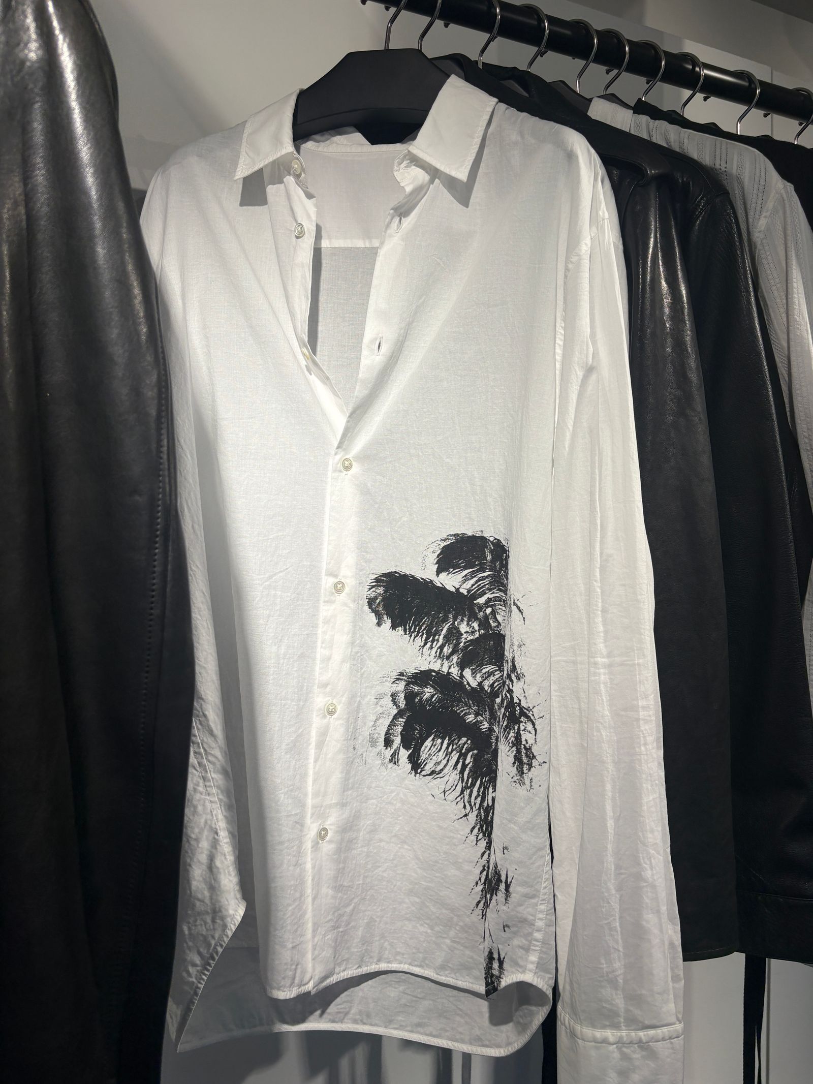 【27SS】フェイデッド フェザー プリント アンドレ クラシック シャツ / ANDRE CLASSIC SHIRT WITH "FADED FEATHERS" PRINT / ナチュラル ホワイト