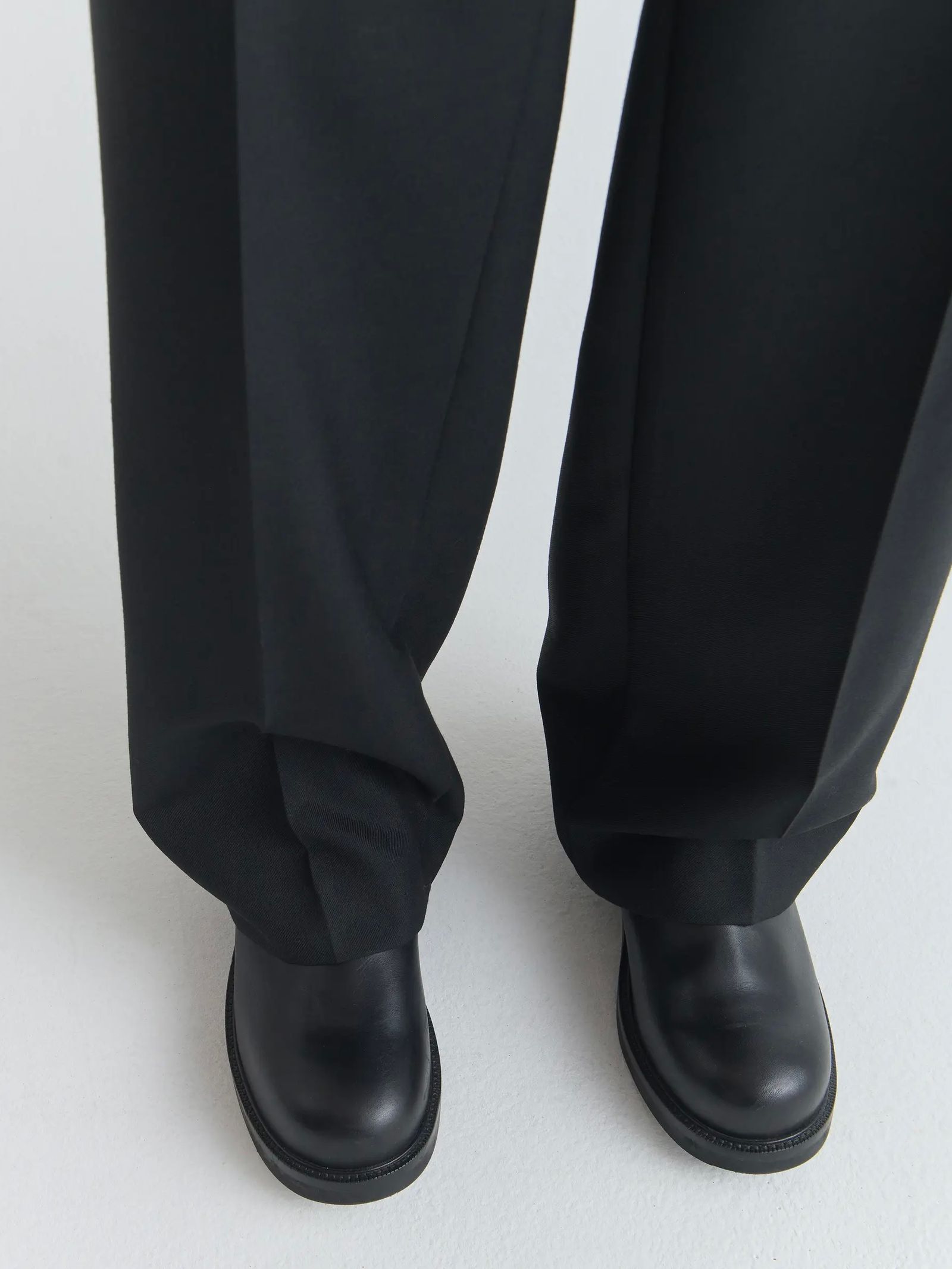 【26SS】ジョン トラウザー スラックス / JEON TROUSER / FINE BLACK WOOL(ブラック)