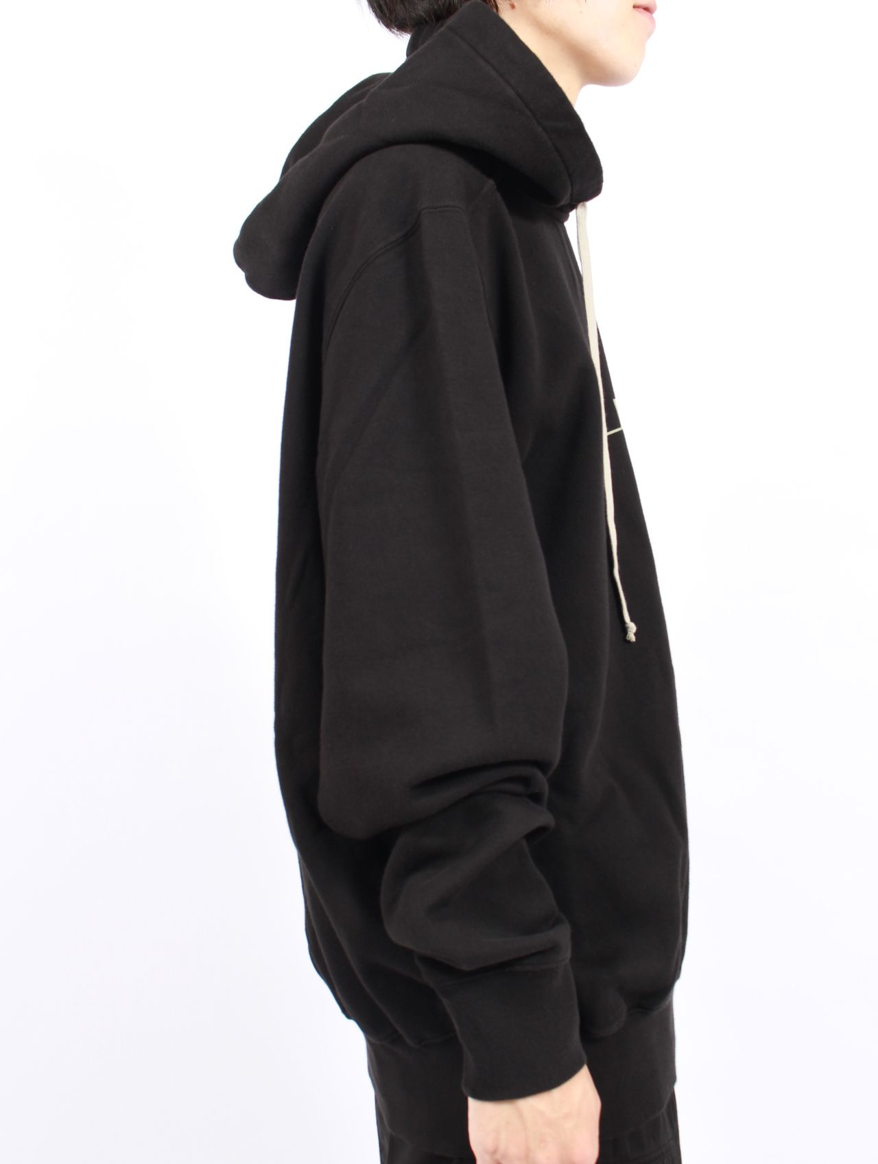 【25AW】オーバーサイズド フーディー パーカー / OVERSIZED HOODIE / ブラック × パール