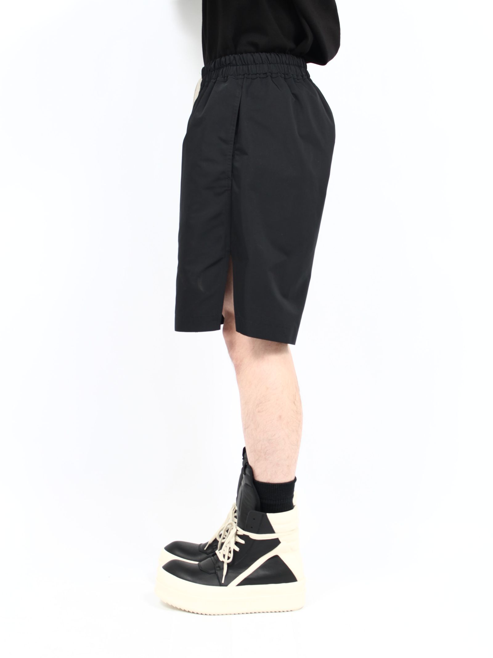 SS25 RICK OWENS◆男性用レザーショーツ ブラウン RICK OWENS - 【25SS】ボクサー ショートパンツ / BOXERS