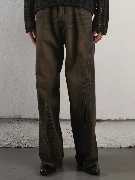 【24AW】3D ツイステッド ワイドレッグ ジーンズ / 3D TWISTED WIDE LEG JEANS / MUD FADED BLACK(ブラック)
