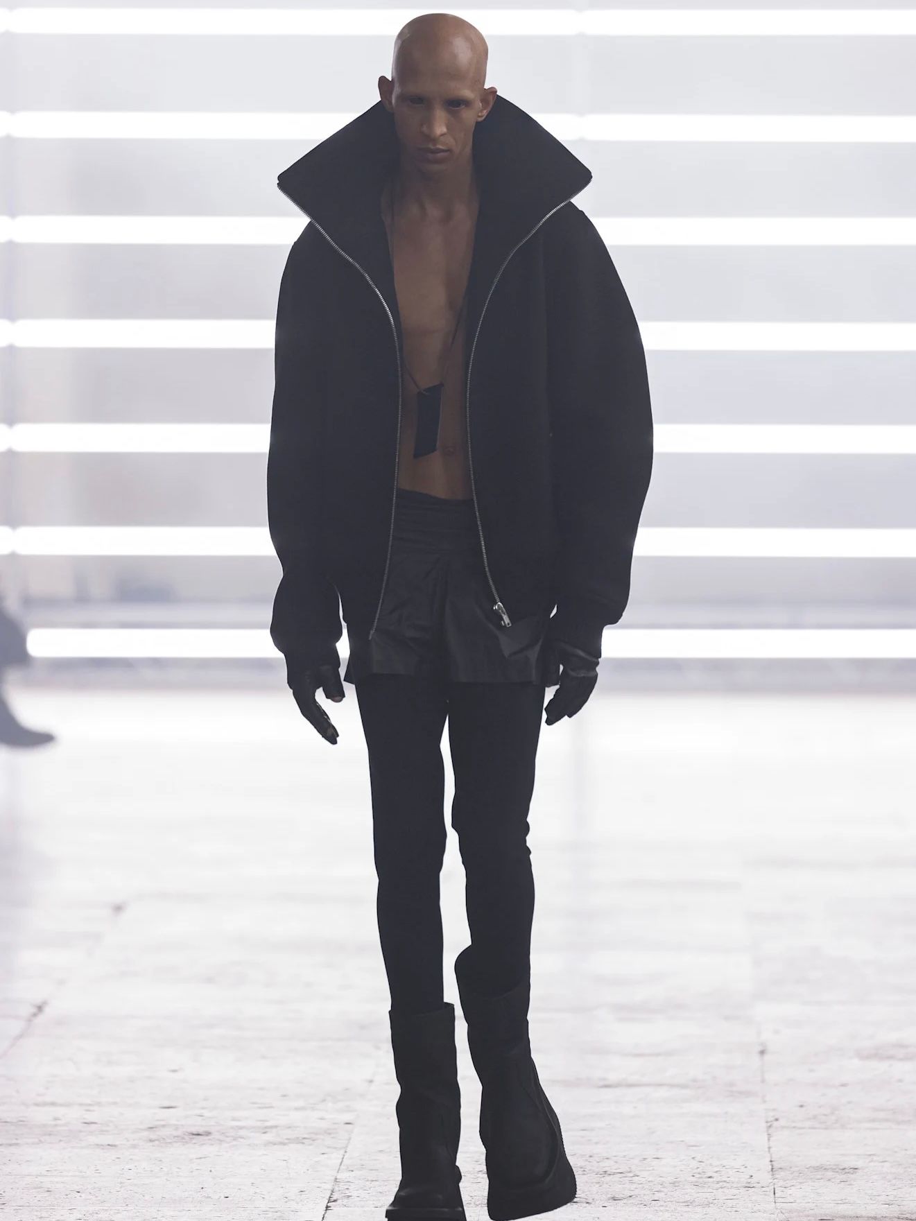 【25AW】ブリクサ ドラキュラカラー ジャケット / BLIXA DRACUCOLLAR / ブラック