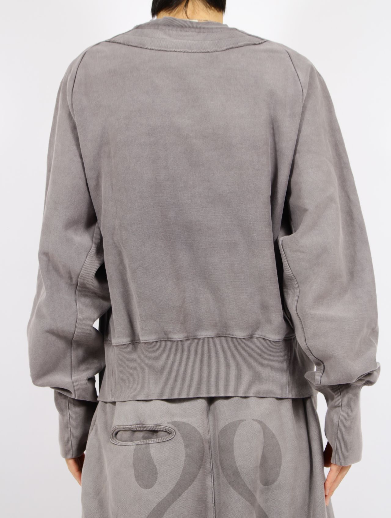 【25AW】25 スウェット トップス / 25 TOP / グレー