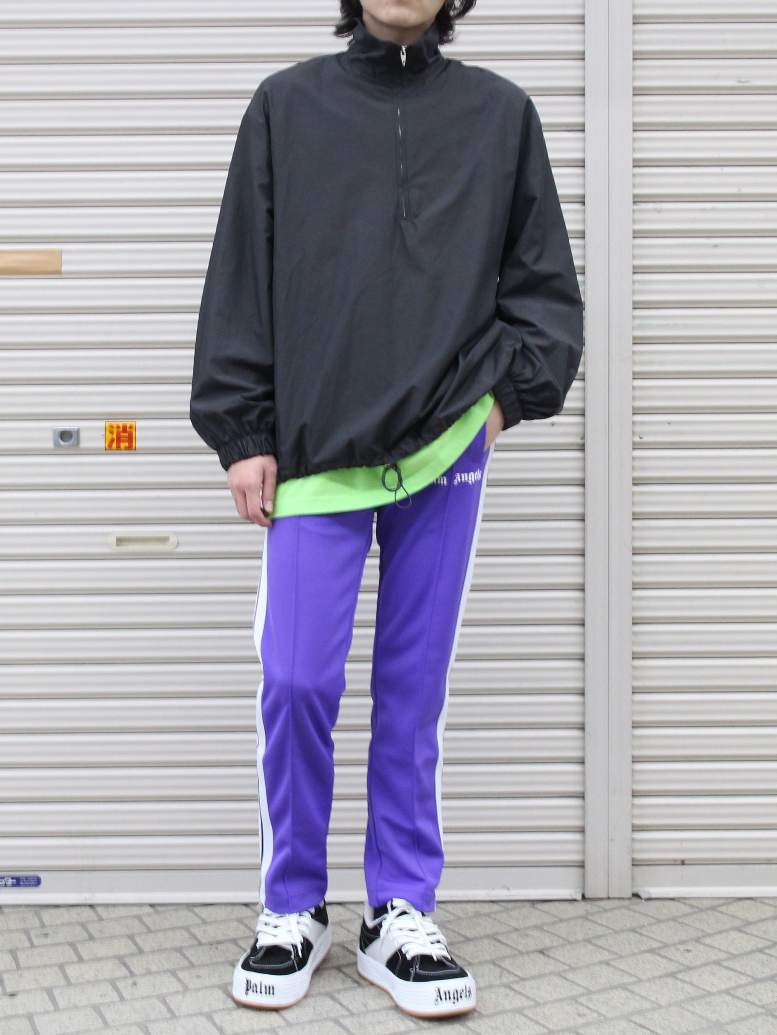 ハーフジッププルオーバー / NYLON HALF ZIP PULLOVER / ブラック