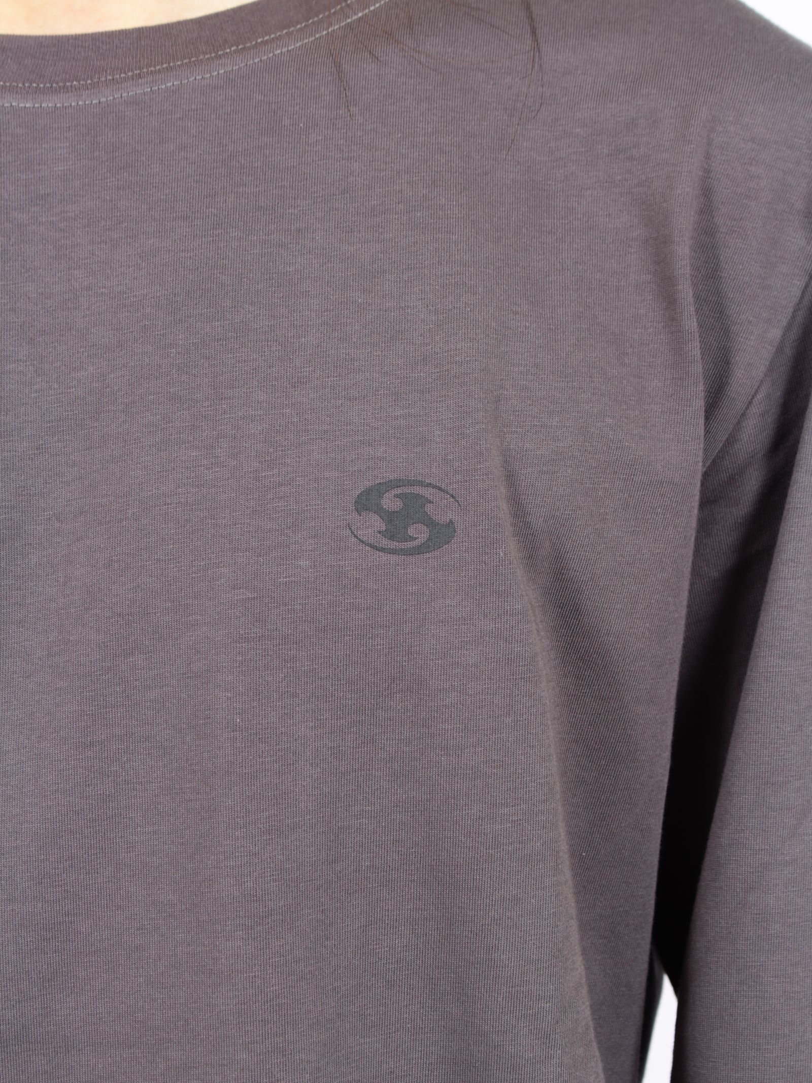 【26AW】ロゴ ロング スリーブ ロンT / LOGO LONG SLEEVE / チャコール
