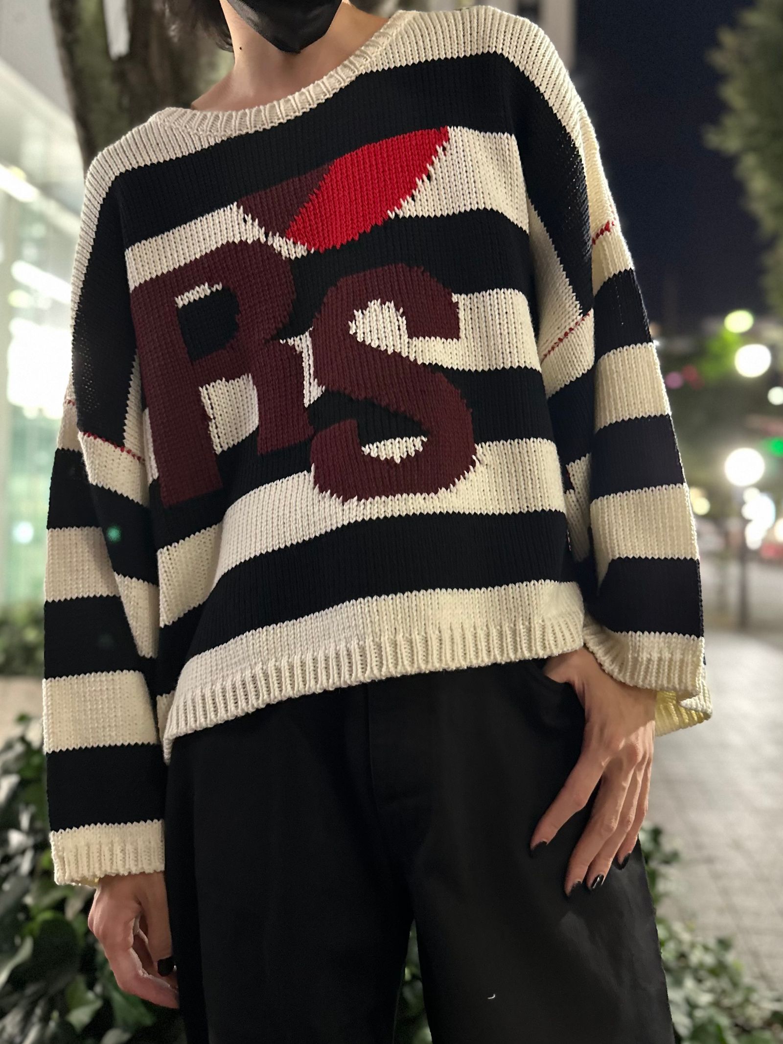 GRAPHIC R LOOSE KNIT/グラフィックロゴセーター/オーバーサイズ-