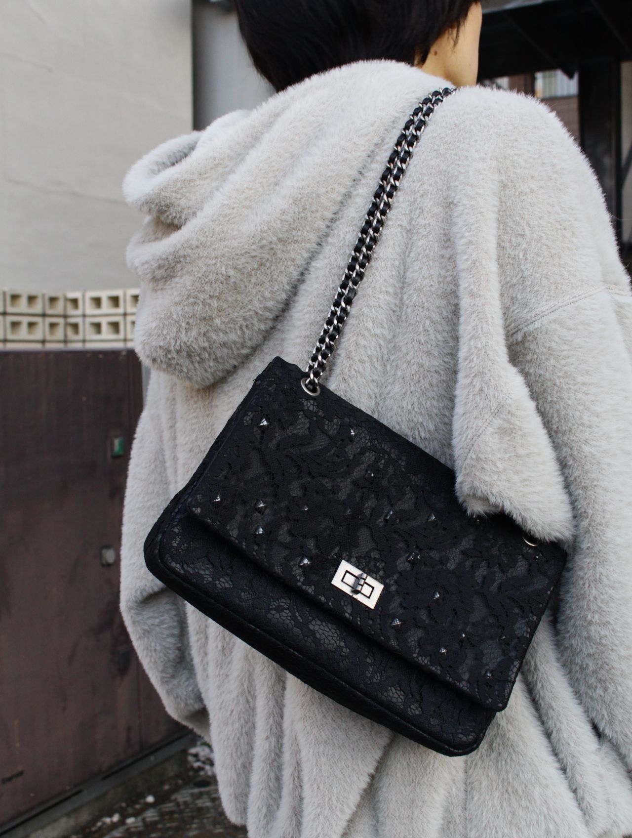 【25AW】エモーショナル ワールド コラボレーション ミディアム チェーン バッグ  / x EMOTIONAL WORLD MIDIUM CHAIN BAG / ブラック