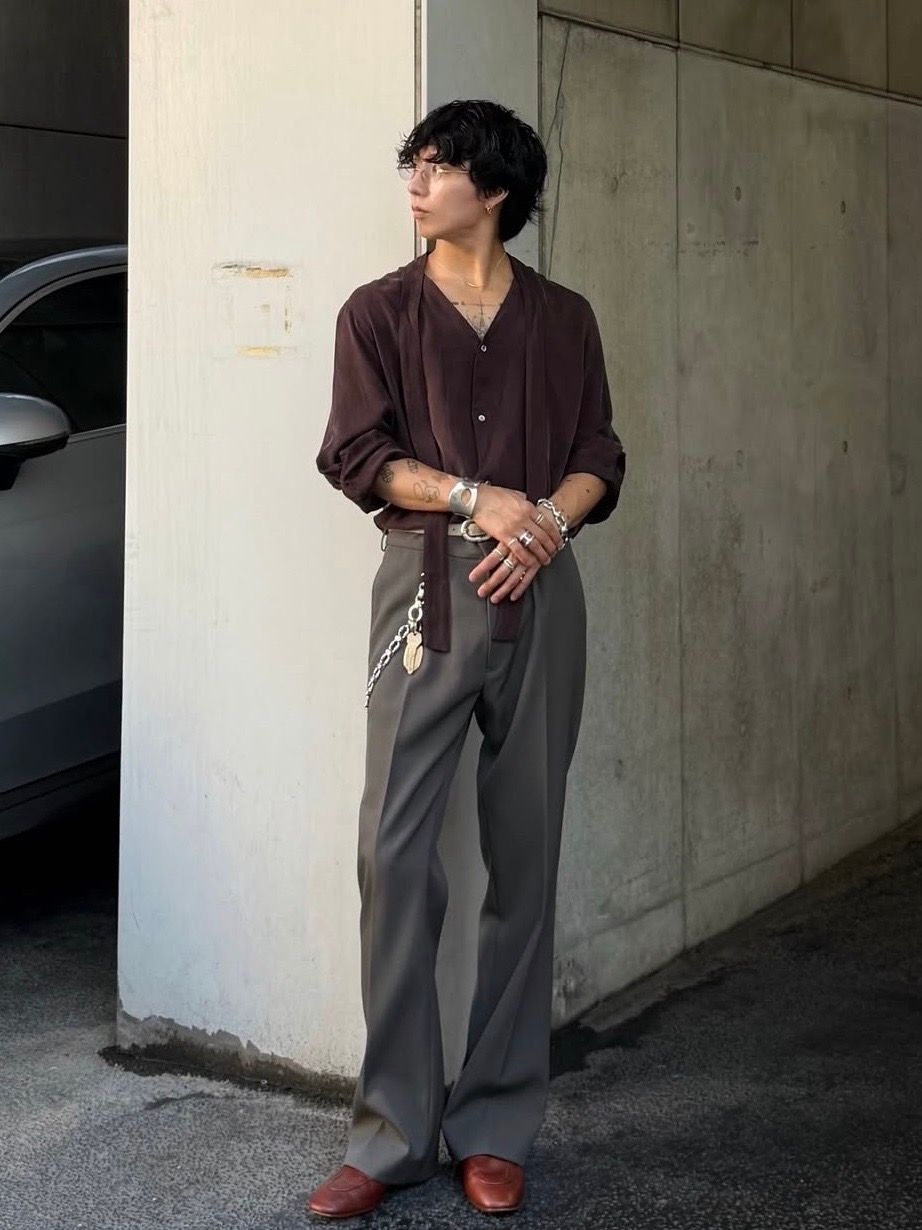 【26AW】Vネック ボウタイ ブラウス 長袖 シャツ / V-NECK BOW TIE BLOUSE .16 / OXBLOOD(ブラッド)