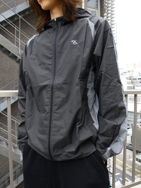 【26SS】パネルド ジャケットを使用した春のテックコーデ。