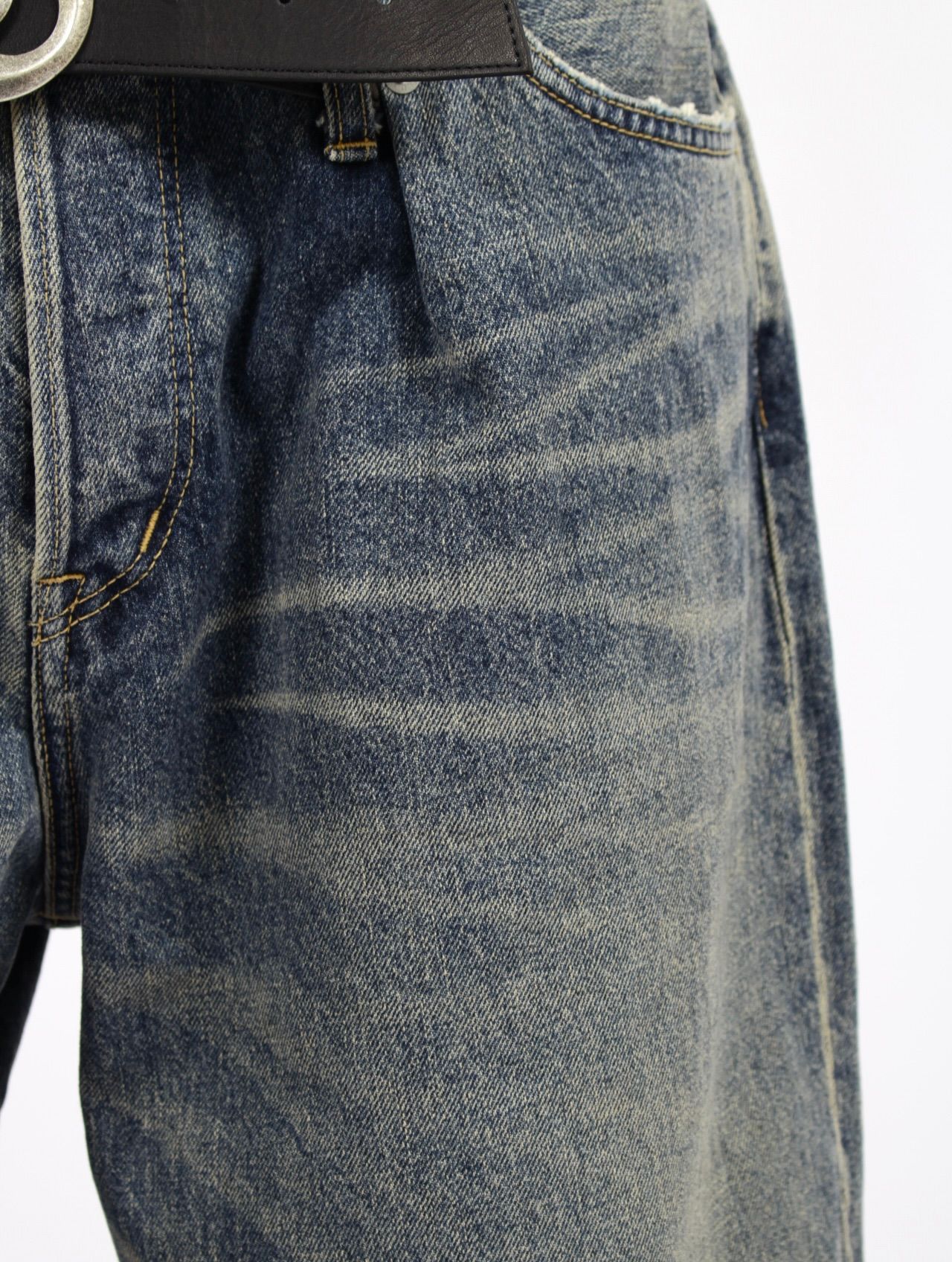 【25AW】"D" バックル スーパー ワイド デニム パンツ / "D" BUCKLE SUPER WIDE DENIM PANTS / インディゴ