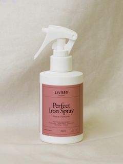 パーフェクト アイロンスプレー / IRON SPRAY / ローズ＆カモミール 150ml