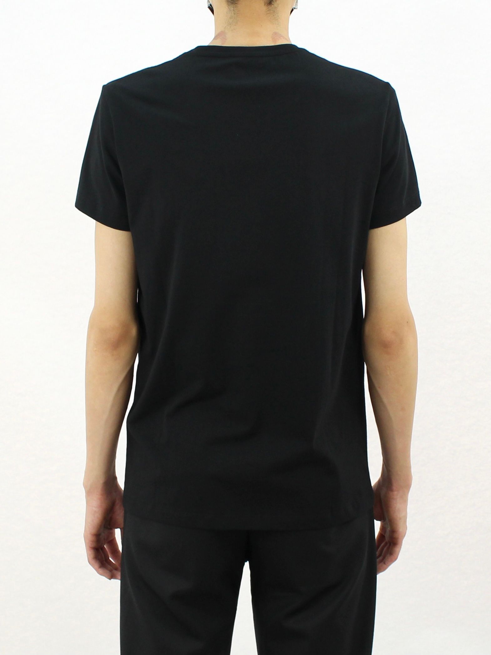 エンボスロゴ Tシャツ / EMBOSS LOGO T-SHIRT / ブラック