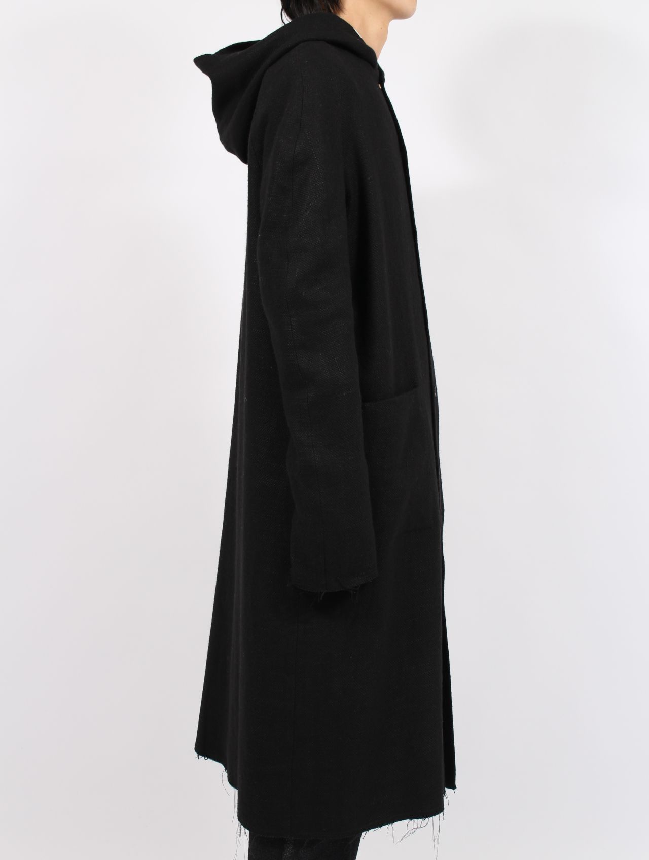 【25AW】ユニセックス ミッドフィット ラグラン フード コート 925 シルバー フック クローザー / UNISEX MID FIT RAGLAN HOOD COAT WITH 925 SILVER HOOK CLOSER / オフブラック