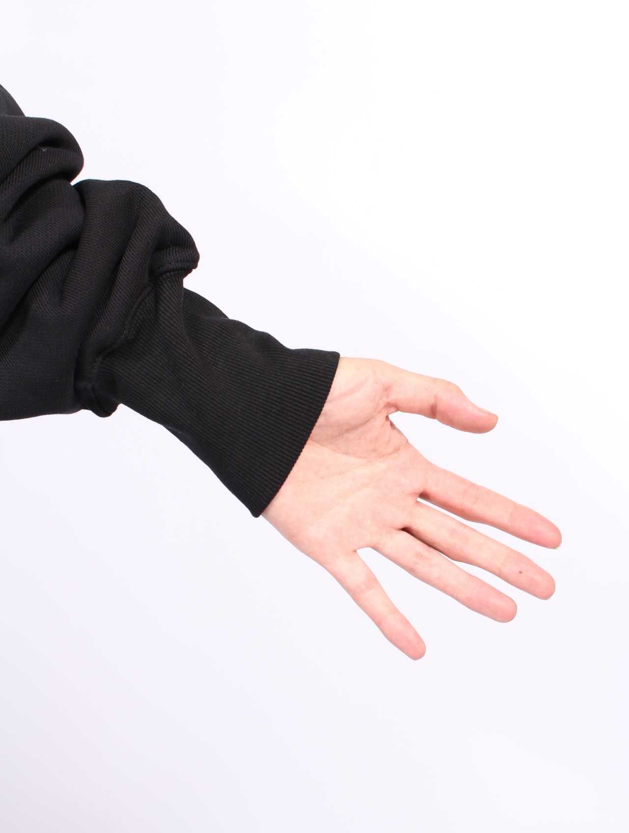 【25AW】アーマー フーディー TCロゴ スタッズ パーカー / ARMOR HOODIE / ブラック