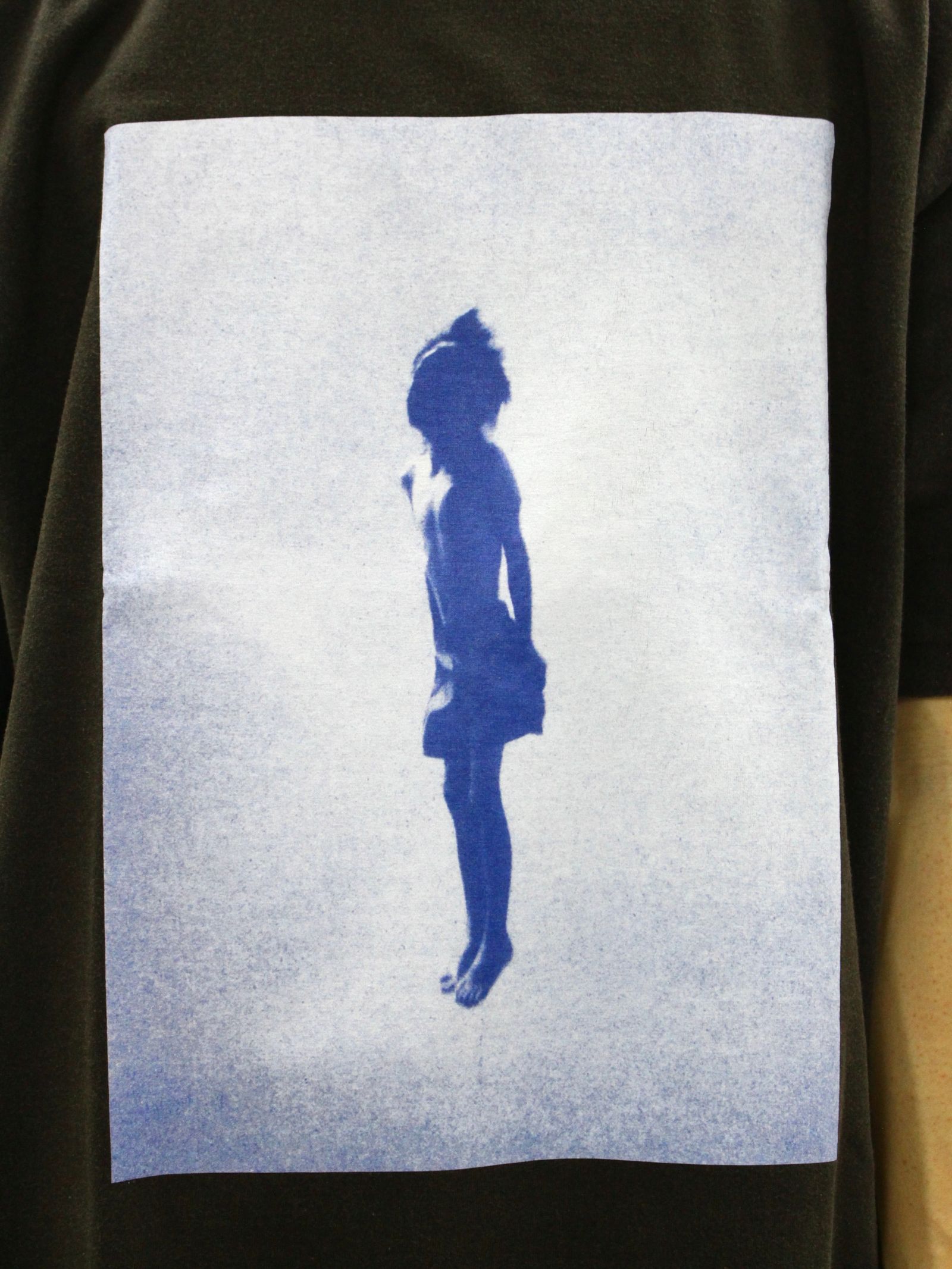 【26SS】ティム・バーバー フォトグラフ ボーイ Tシャツ オニータ / Tim Barber Photograph BOY T-SHIRT ONIETA / ブラック