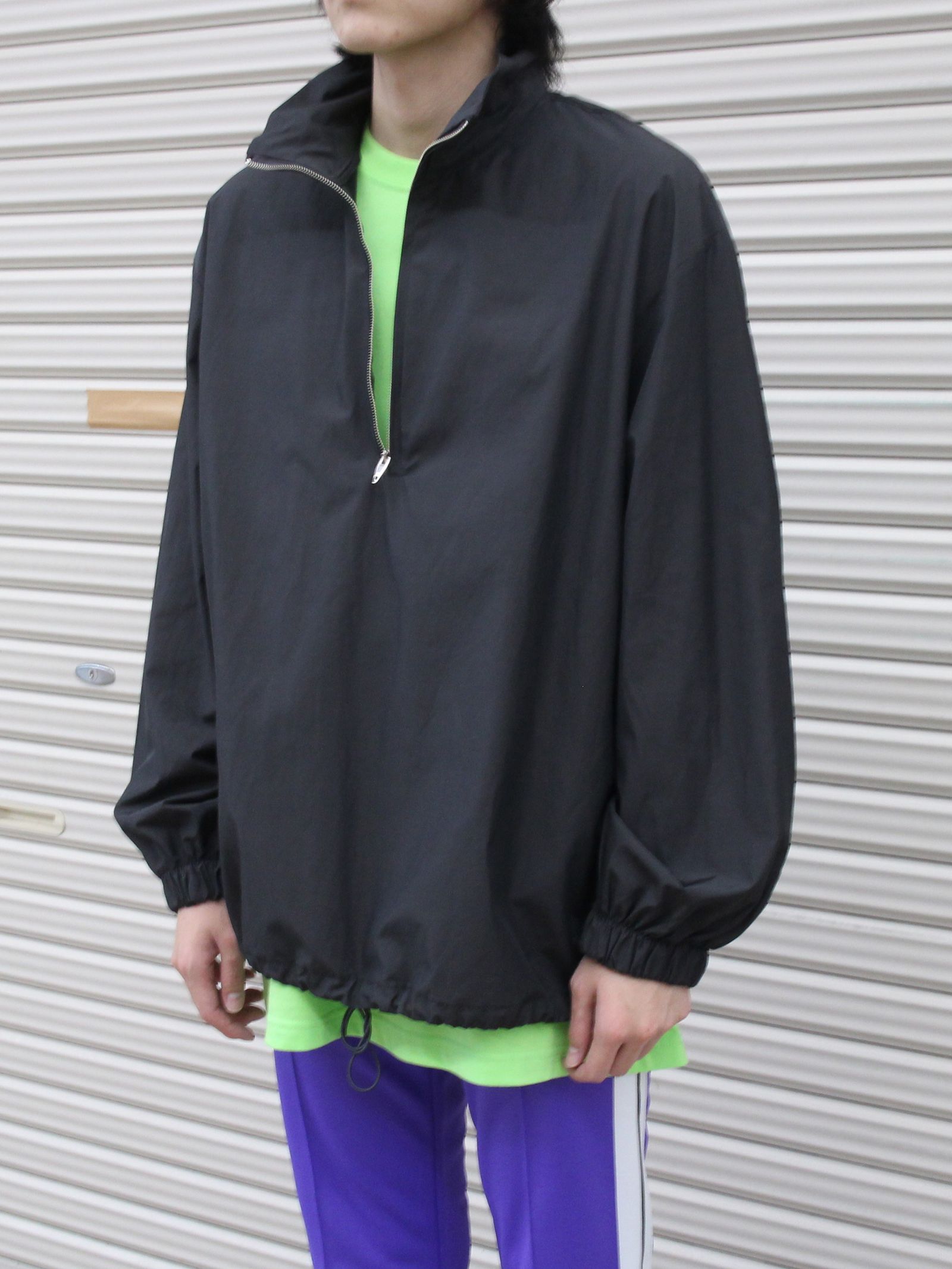 ADANS - ハーフジッププルオーバー / NYLON HALF ZIP PULLOVER / ブラック | STORY