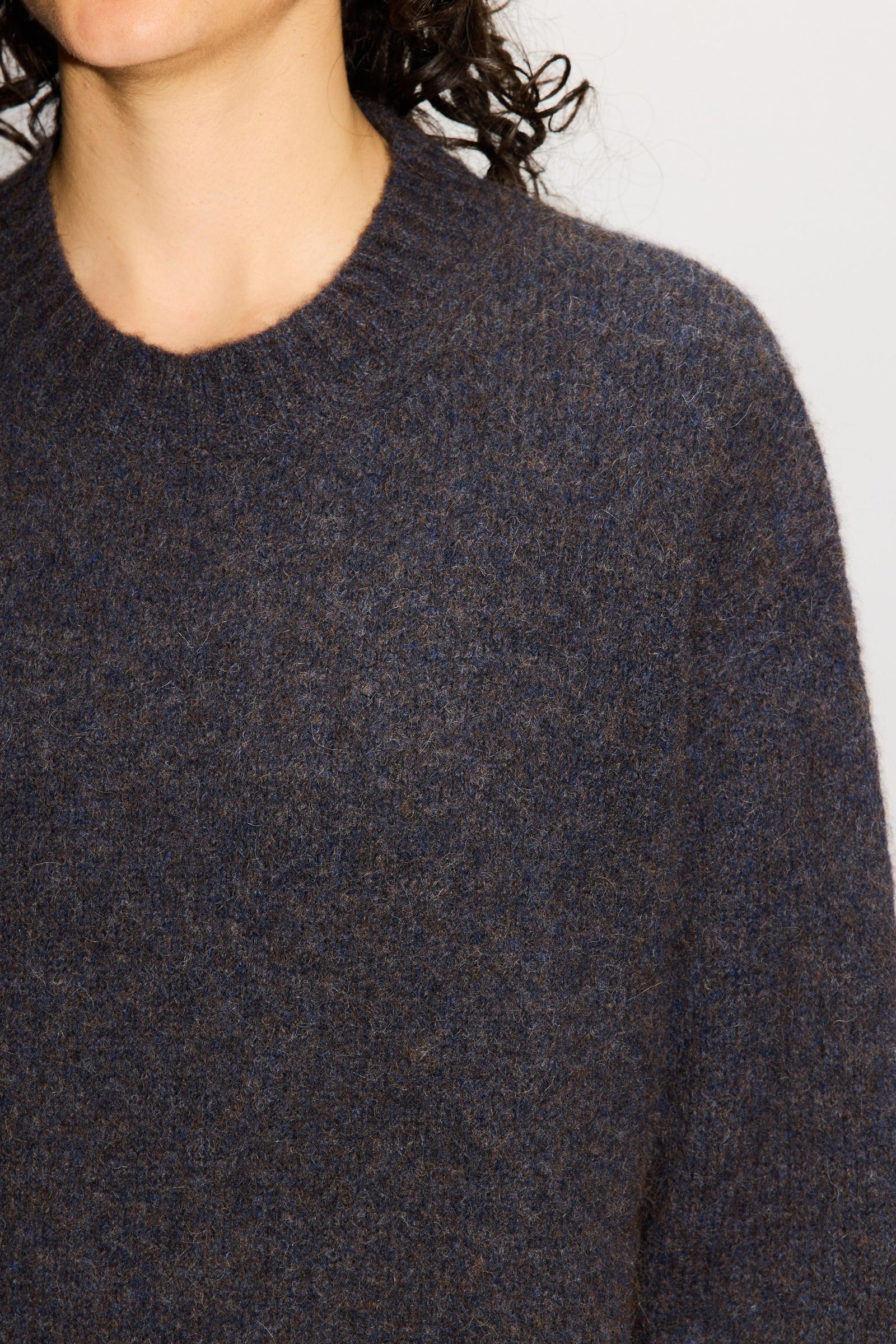 【25AW】ボックス シルエット ニット プルオーバー  / BOX SWEATER / BLUE BROWN(ブルーブラウン)
