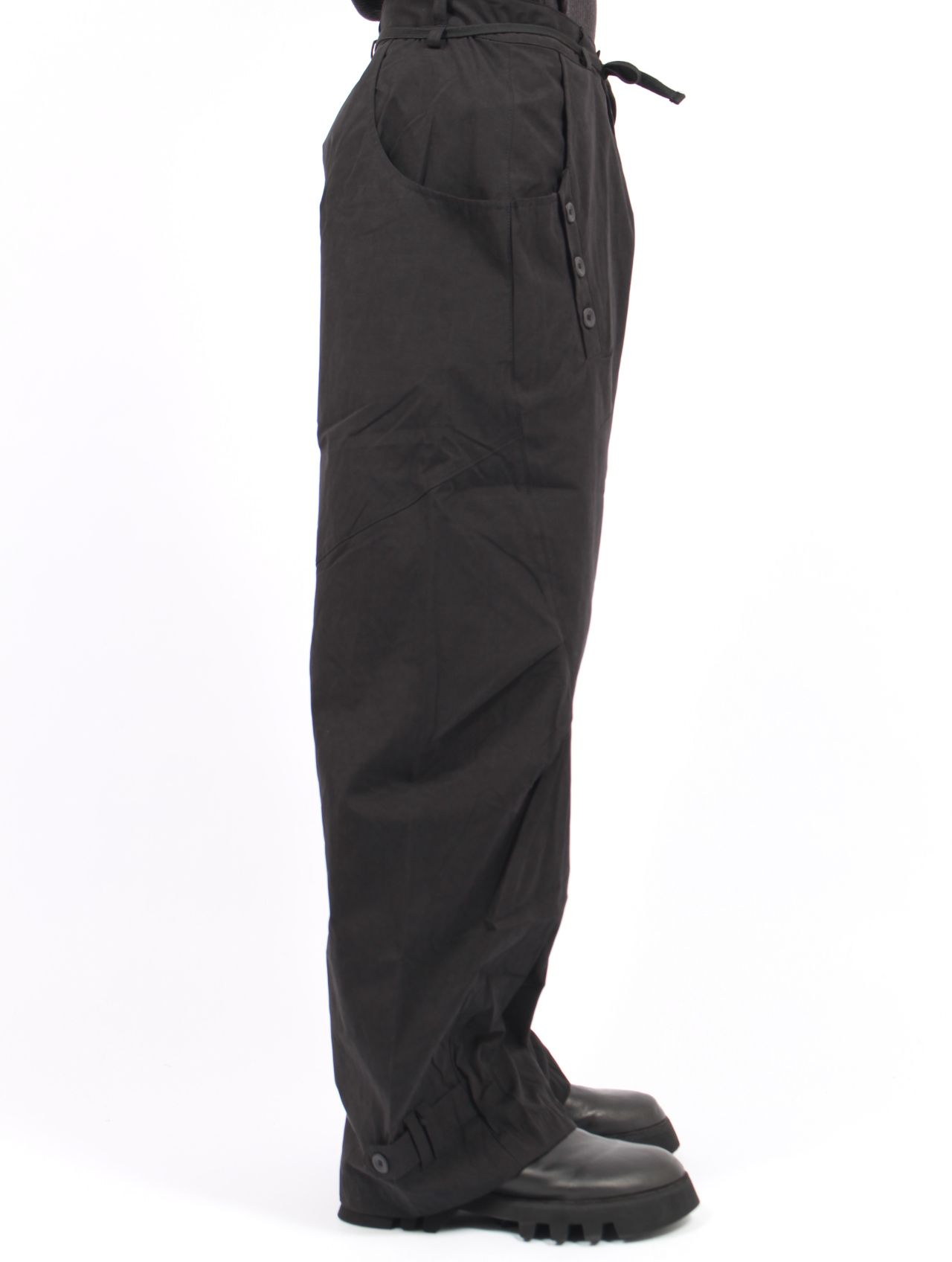 【25AW】タイ パンツ / TIE PANTS / ブラック