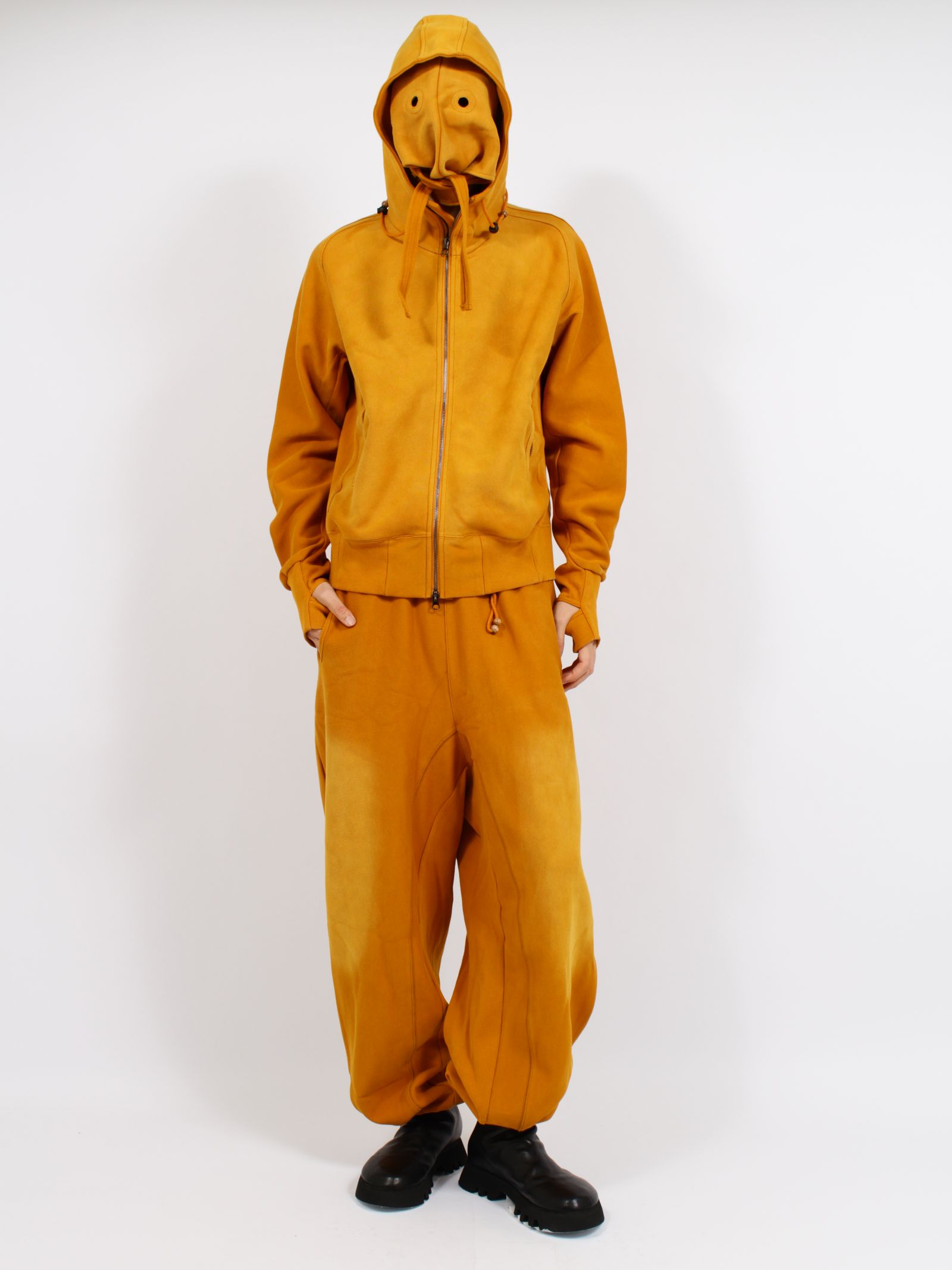 【26SS】グワイ マスク フード / GWAI MASK HOOD / マスタード