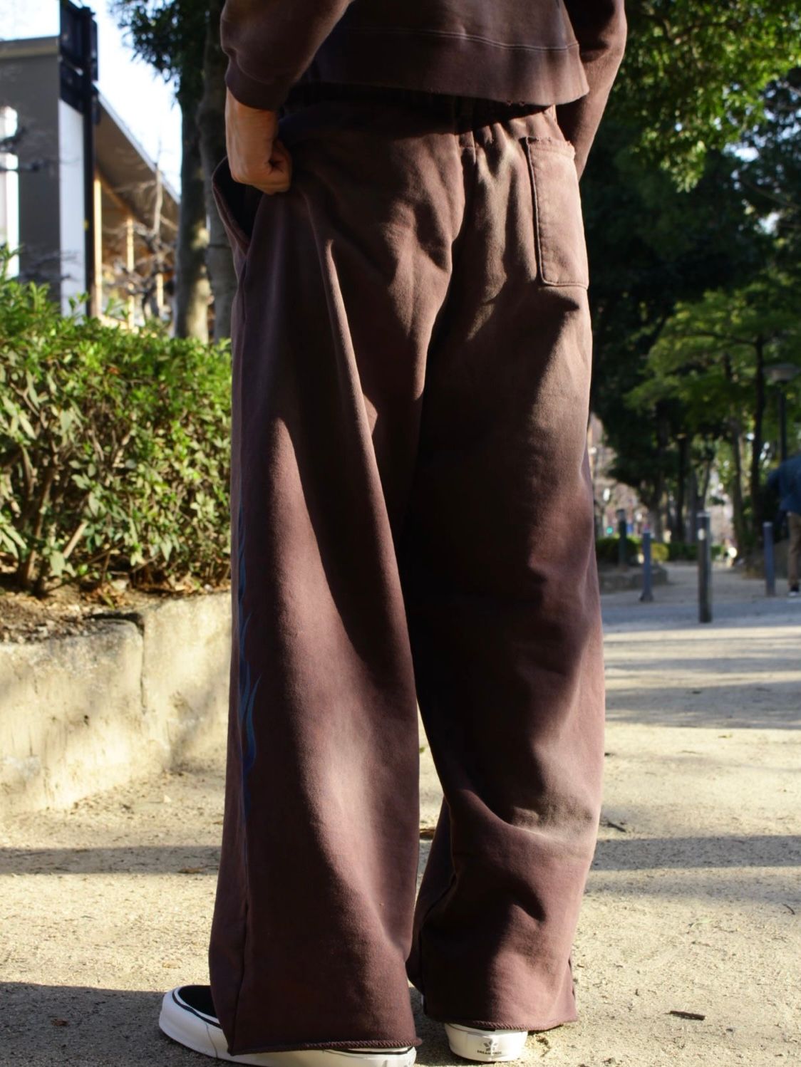 【25SS】"ファイア" ディストレスト スウェットパンツ / “FIRE” DISTRESSED SWEAT PANTS / ブラウン