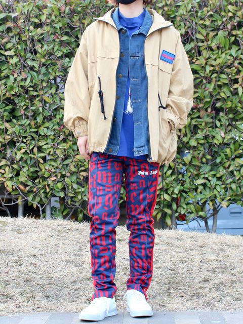 【ADANS 21SS】デザインの効いたアイテムで個性派コーデ