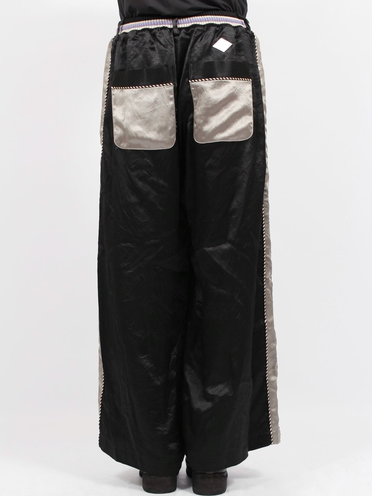 【25AW】サテン スーベニア トラウザー パンツ / SATIN SOUVENIR TROUSERS / ブラック
