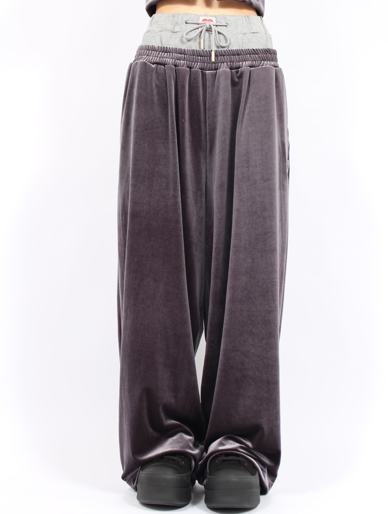 【25AW】レイヤード ベルベット トラウザーズ / LAYERED VELVET TROUSER / グレー