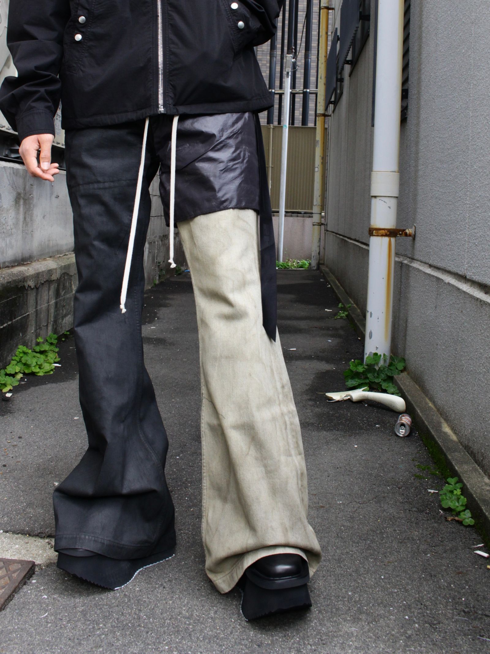【26SS】ボラン ブーツカット 異素材 コンビネーション フレア デニム / BOLAN BOOTCUT / ダスト×ブラック