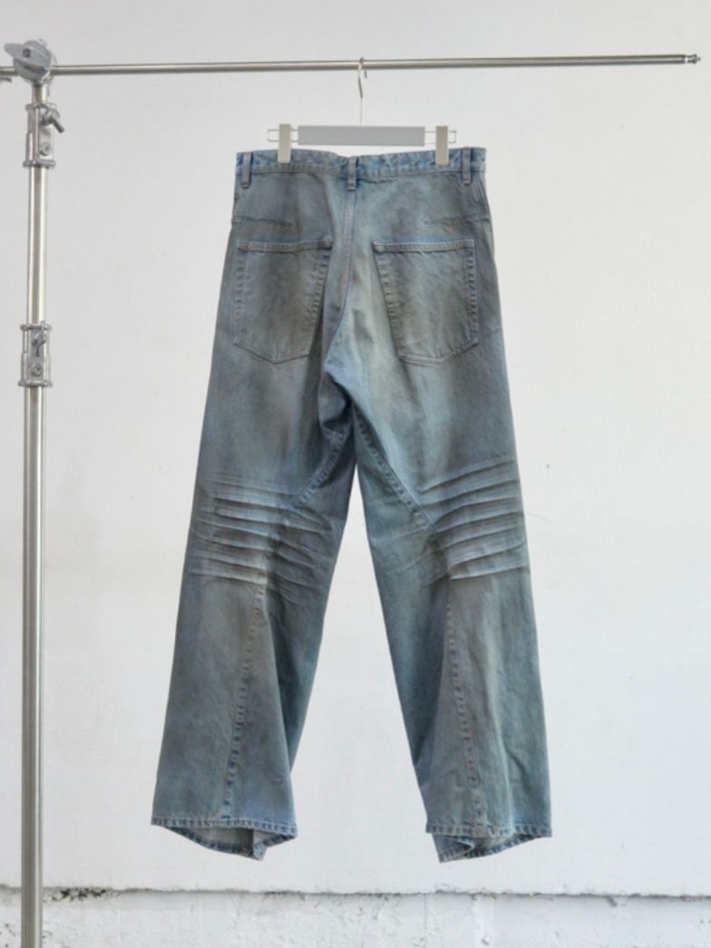 【26SS】 3D ツイステッド ワイド レッグ ジーンズ デニム パンツ / 3D TWISTED WIDE LEG JEANS / DIRTY FADED INDIGO (インディゴ)