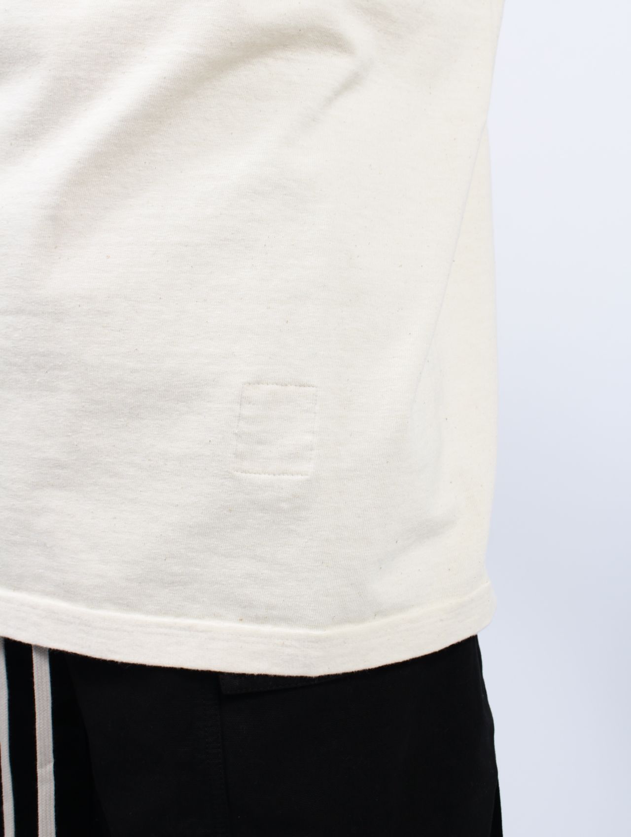 【周りと差が付く】Rick Owens ノースリーブ スタープリント 白 hQVtDu1ncw1Q.jpg?width=768