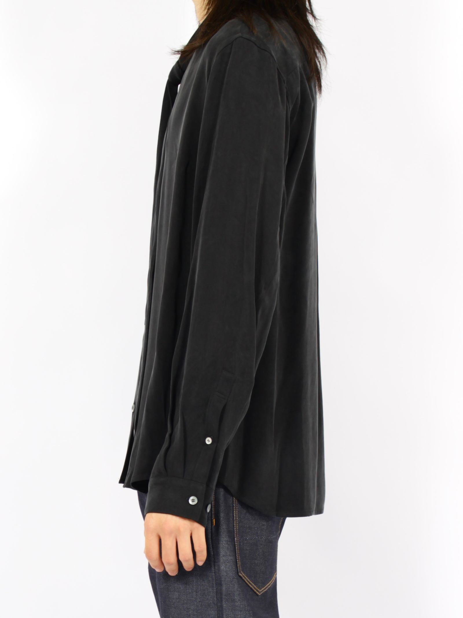 【26AW】Vネック ボウタイ ブラウス 長袖 シャツ / V-NECK BOW TIE BLOUSE .16 / NOIR(ブラック)